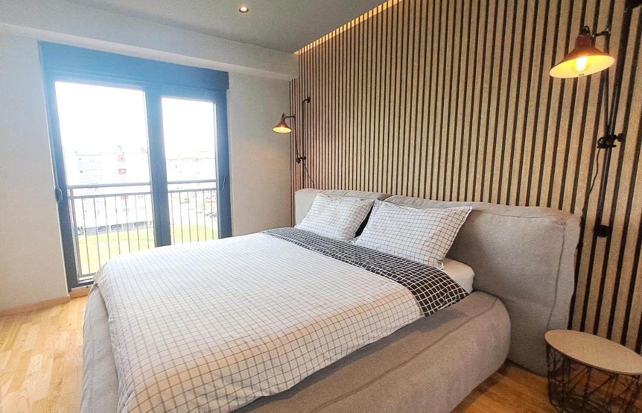 Stylish One Bedroom Apartment Podgorica Exterior foto